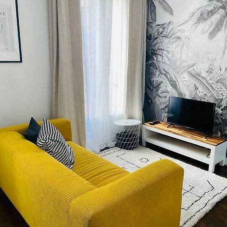 Comme A La Maison-Porte De Paris Apartment Pantin Luaran gambar