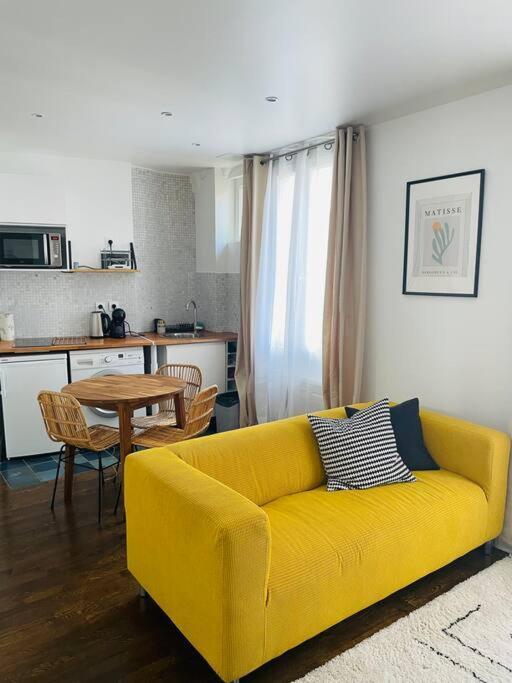 Comme A La Maison-Porte De Paris Apartment Pantin Luaran gambar