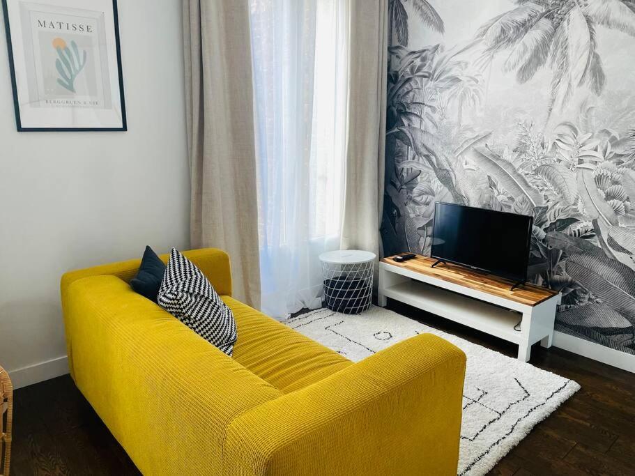 Comme A La Maison-Porte De Paris Apartment Pantin Luaran gambar